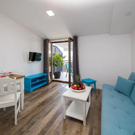 Fuer 2-3 Personen- 100m Vom Entfernt By Interhome Апартаменты *