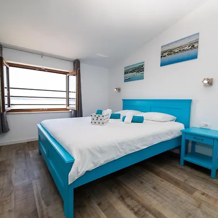 Fuer 2-3 Personen- 100m Vom Entfernt By Interhome *