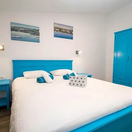 Fuer 2-3 Personen- 100m Vom Entfernt By Interhome Апартаменты