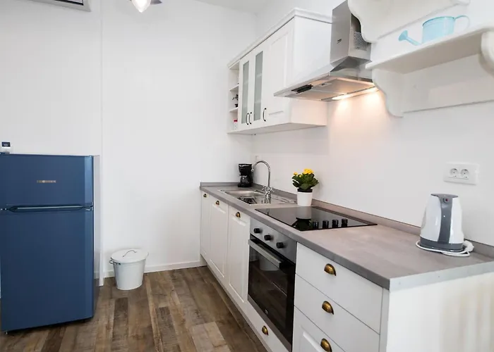 Fuer 2-3 Personen- 100m Vom Entfernt By Interhome Цриквеница